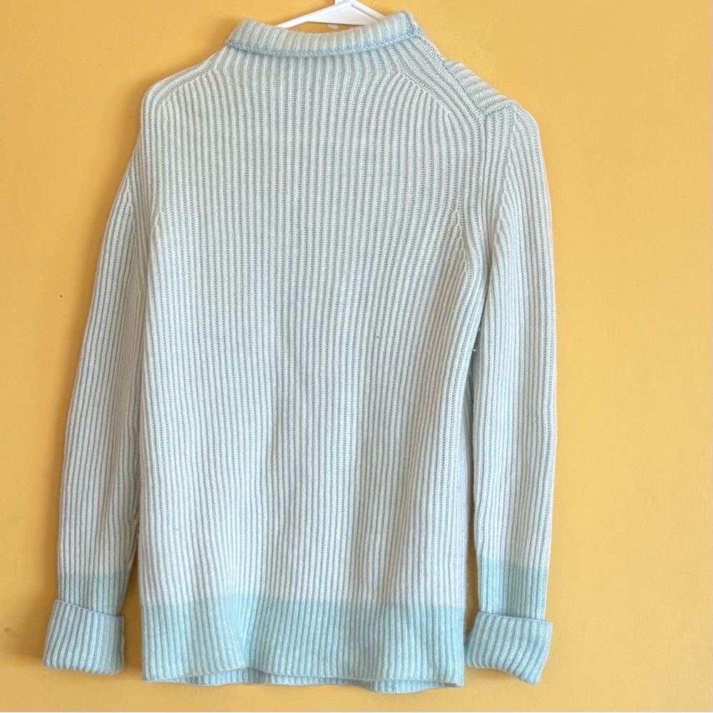 Kinross Cahmere Multi Plaited Rib Sweater. - Picture 3 of 4